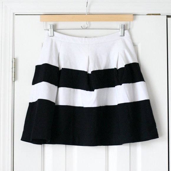 Express Skirts Express Black White Stripe Full Box Pleat Skirt
